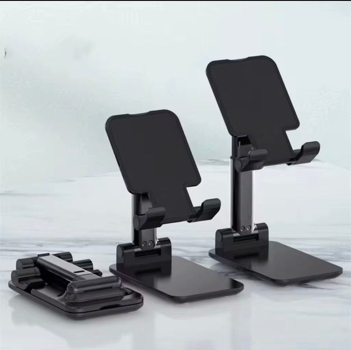 Desktop mobile phone holder